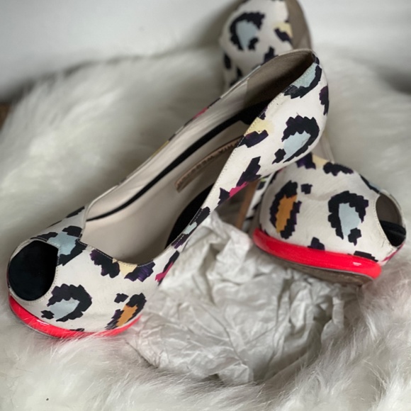 Sophia Webster Neon Heels - Picture 5 of 5